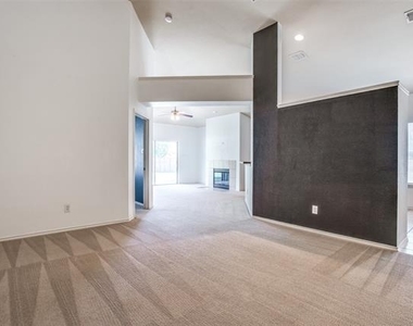 7404 Ryan Court - Photo Thumbnail 12