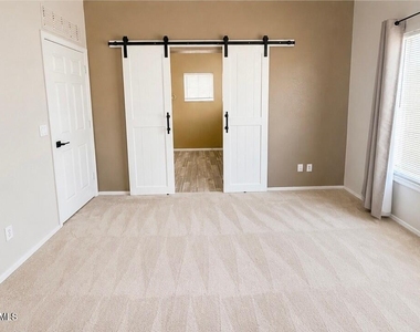 22009 N 29th Drive - Photo Thumbnail 10