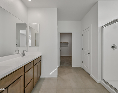 23410 W Florence Avenue - Photo Thumbnail 18