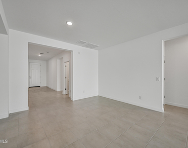 23410 W Florence Avenue - Photo Thumbnail 13