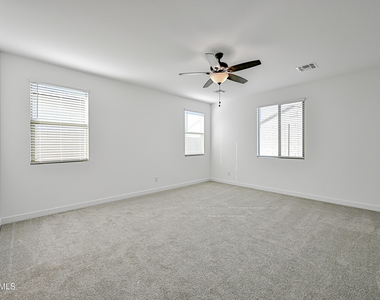 23410 W Florence Avenue - Photo Thumbnail 16