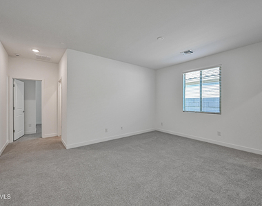 23410 W Florence Avenue - Photo Thumbnail 27