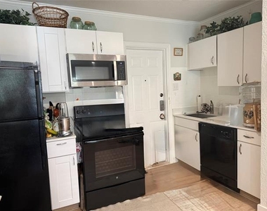 4101 Douglas Avenue - Photo Thumbnail 3