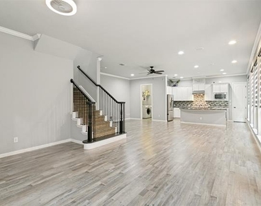 2450 Sunderland Lane - Photo Thumbnail 4