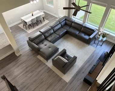 1877 Arbor Drive - Photo Thumbnail 14
