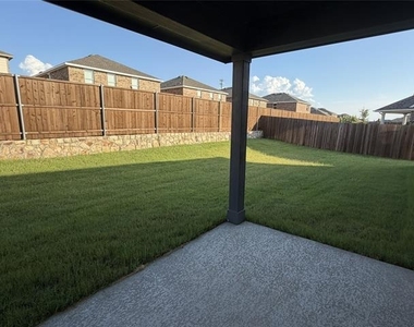 1877 Arbor Drive - Photo Thumbnail 27