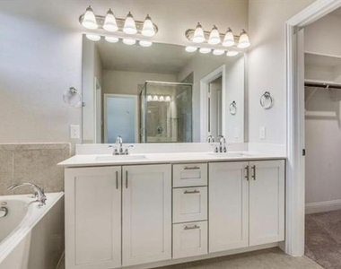 2220 Epitome Avenue - Photo Thumbnail 10