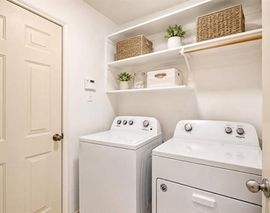 3705 Applewood Road - Photo Thumbnail 14