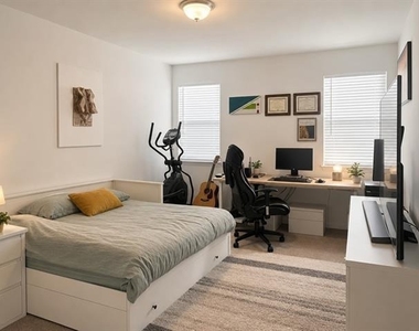1816 Purtis Creek Drive - Photo Thumbnail 6