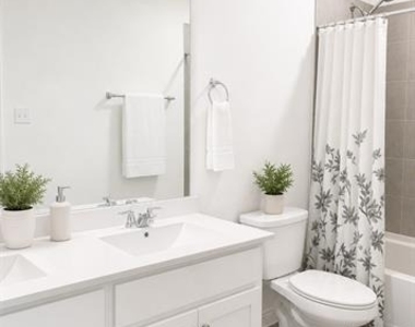 1816 Purtis Creek Drive - Photo Thumbnail 13