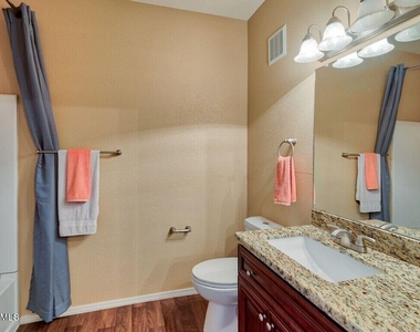 4045 W Bell Road - Photo Thumbnail 3