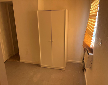 8556 Berkley Drive - Photo Thumbnail 13