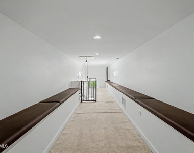 2312 E Curnow Drive - Photo Thumbnail 23