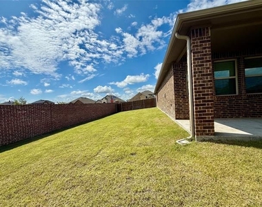 217 Beechwood Avenue - Photo Thumbnail 27