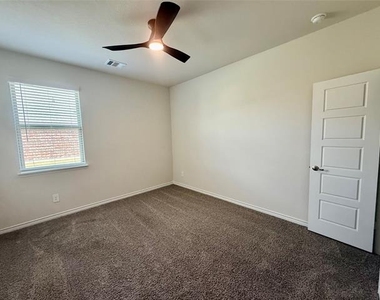 217 Beechwood Avenue - Photo Thumbnail 17