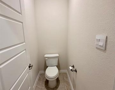 217 Beechwood Avenue - Photo Thumbnail 23