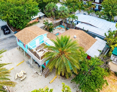 205 Coral Road - Photo Thumbnail 4