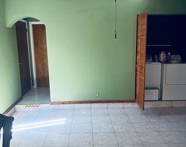 182 Ne Jettie Terrace - Photo Thumbnail 9