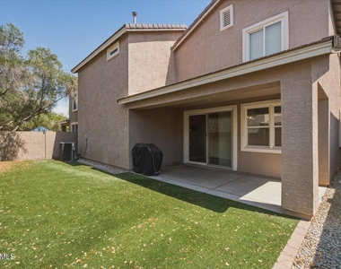 2246 E Fraktur Road - Photo Thumbnail 23