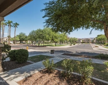 2246 E Fraktur Road - Photo Thumbnail 2