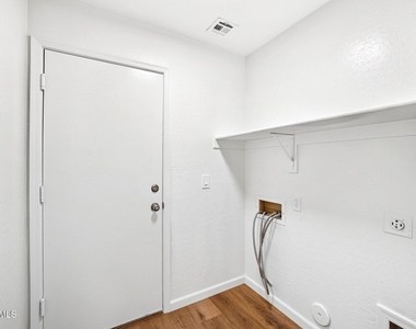 1582 E Leaf Road - Photo Thumbnail 23