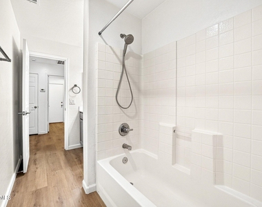 1582 E Leaf Road - Photo Thumbnail 18