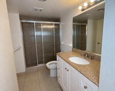4168 Inverrary Drive - Photo Thumbnail 5