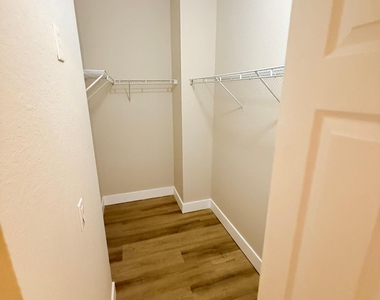905 N Santa Catalina Circle - Photo Thumbnail 26