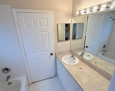 905 N Santa Catalina Circle - Photo Thumbnail 29