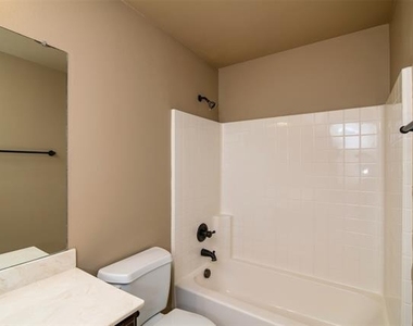 1430 Piedmont Drive - Photo Thumbnail 16