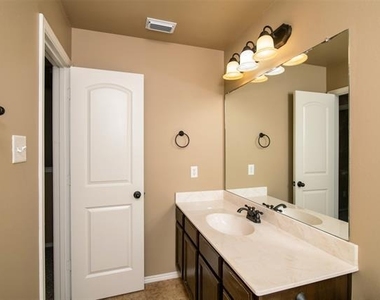 1430 Piedmont Drive - Photo Thumbnail 17