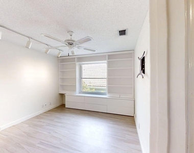 23330 La Vida Way - Photo Thumbnail 23