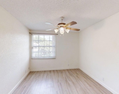 23330 La Vida Way - Photo Thumbnail 30