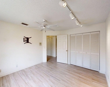 23330 La Vida Way - Photo Thumbnail 25