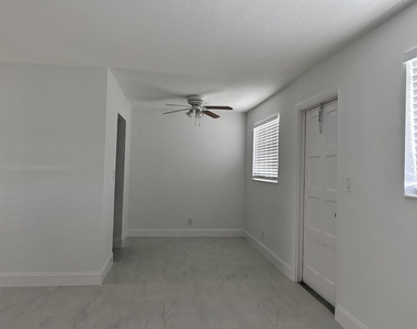 402 Lake Shore Drive - Photo Thumbnail 1