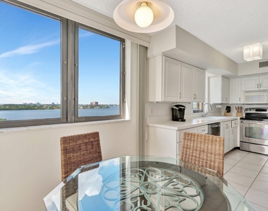 5380 N Ocean Drive - Photo Thumbnail 14