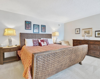 5380 N Ocean Drive - Photo Thumbnail 16