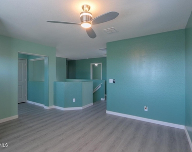 4722 S 238th Lane - Photo Thumbnail 28