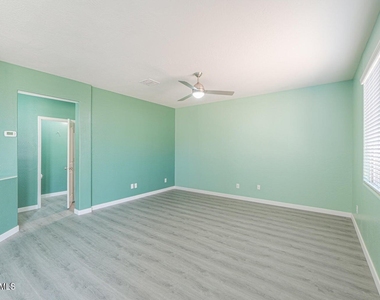 4722 S 238th Lane - Photo Thumbnail 19