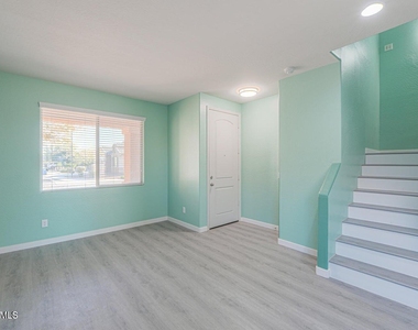 4722 S 238th Lane - Photo Thumbnail 15