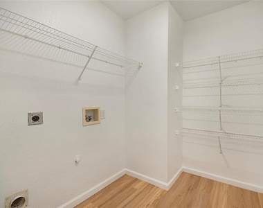 1618 Pin Oak Trail - Photo Thumbnail 24