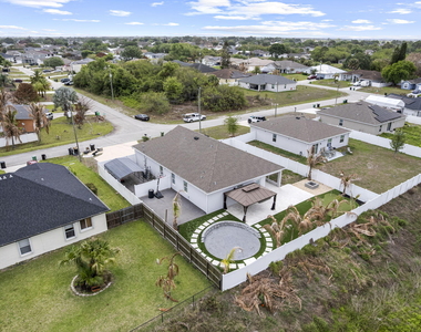 681 Sw Millard Drive - Photo Thumbnail 61