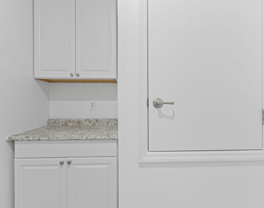 681 Sw Millard Drive - Photo Thumbnail 45