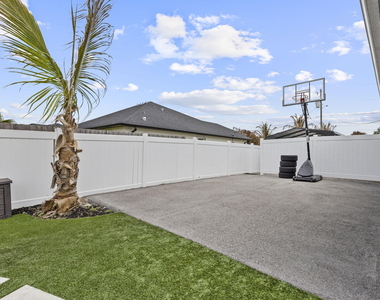 681 Sw Millard Drive - Photo Thumbnail 51