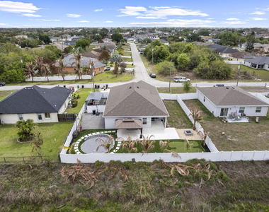 681 Sw Millard Drive - Photo Thumbnail 60