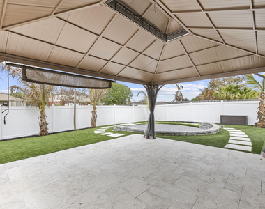 681 Sw Millard Drive - Photo Thumbnail 50