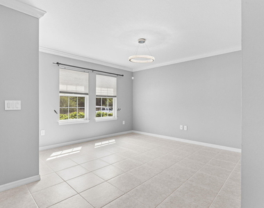 681 Sw Millard Drive - Photo Thumbnail 33