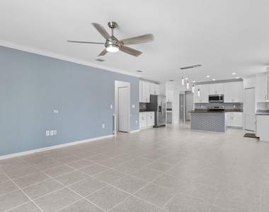 681 Sw Millard Drive - Photo Thumbnail 16