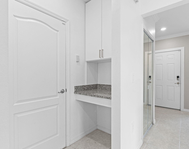 681 Sw Millard Drive - Photo Thumbnail 11