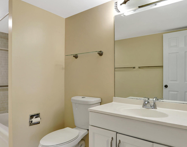 3 Royal Palm Way - Photo Thumbnail 23